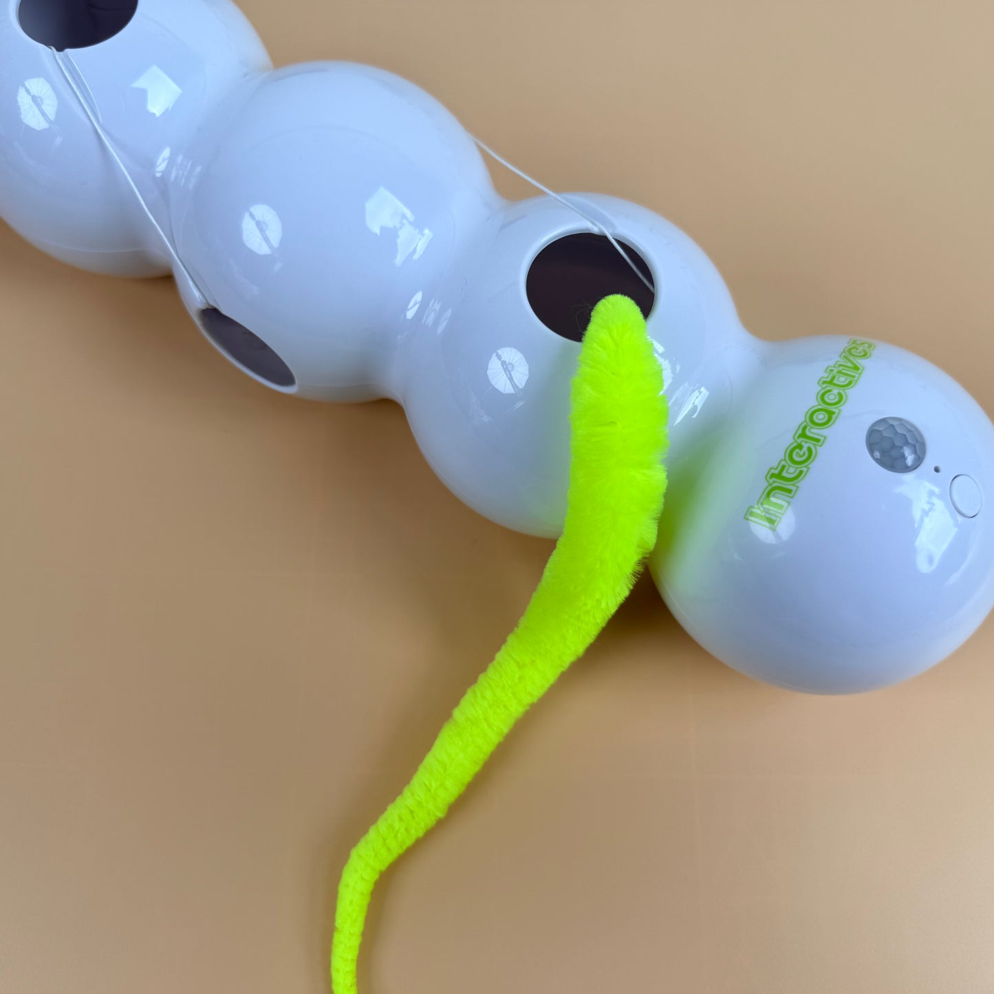 Interactive Cat Feather Teaser Toy – Stimulate Hunting Instincts & Reduce Boredom