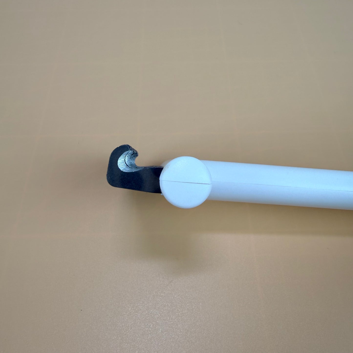 Deshedding Brush for Long & Short Haired Pets – Professional Grooming Tool