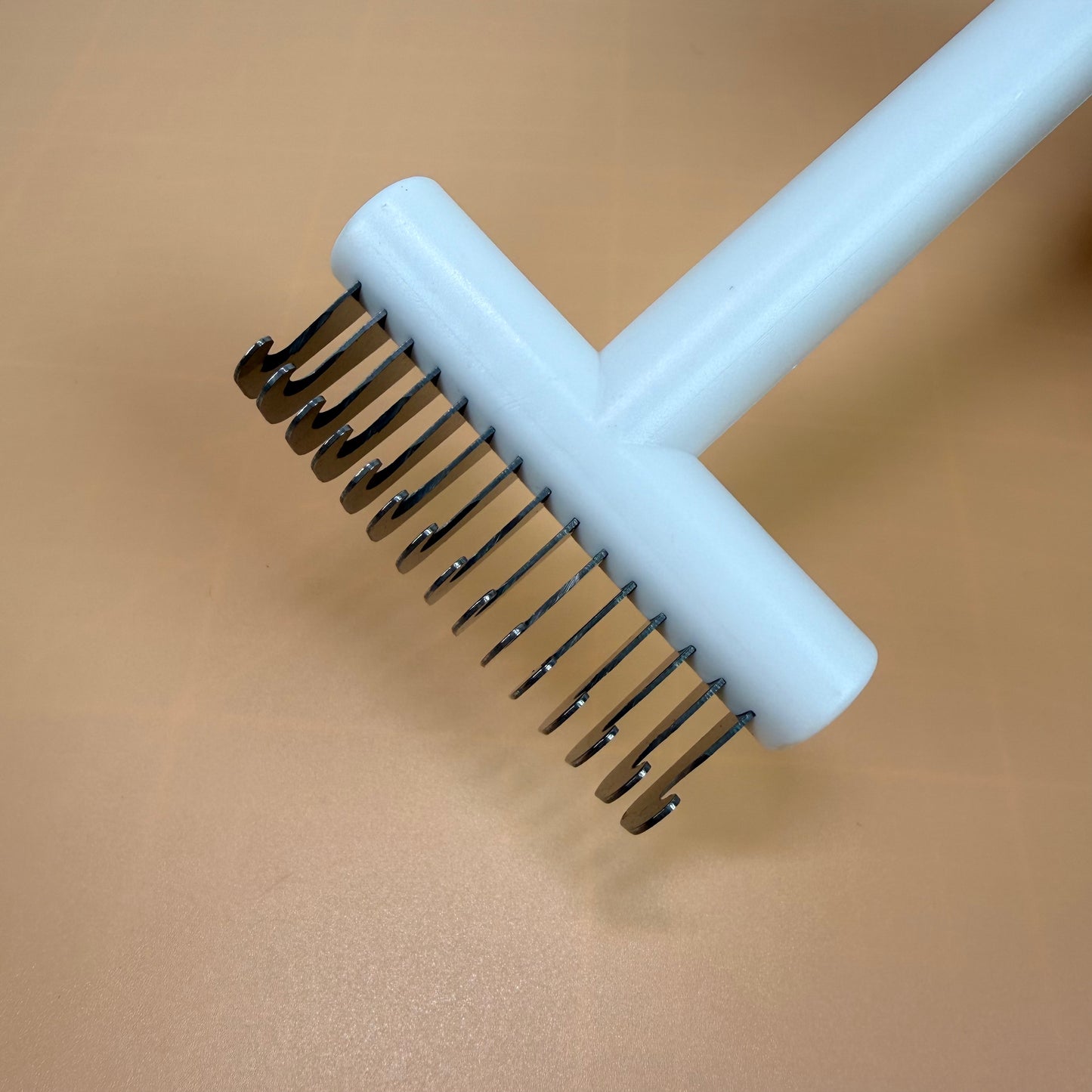 Deshedding Brush for Long & Short Haired Pets – Professional Grooming Tool