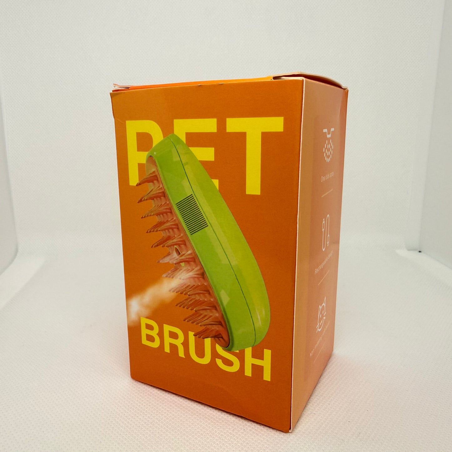 Steamy Brush for Cats – Mist Spray Grooming & Deshedding Tool